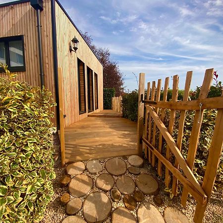Studio Les 2 Fees - Jacuzzi - Deco Feerique Montfort-sur-Meu Exterior photo